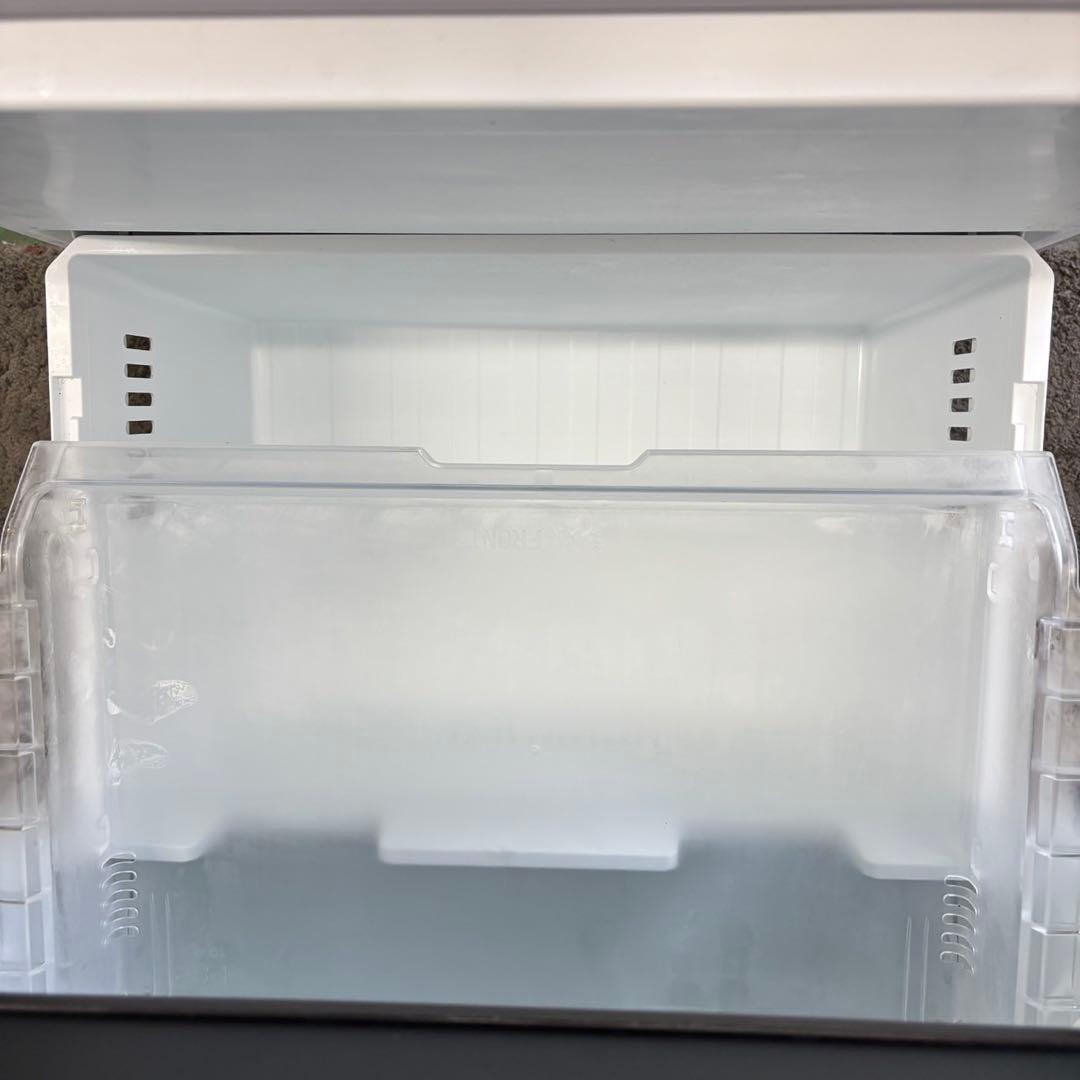 768　冷蔵庫　東芝　大型　300-400ℓ　22年製　綺麗　安い　黒　設置無料