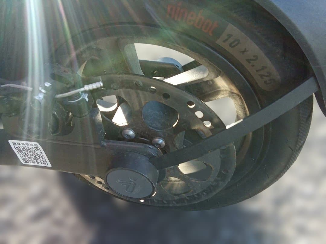 【充電器付】Segway-Ninebot F20A 電動キックボード セグウェイ