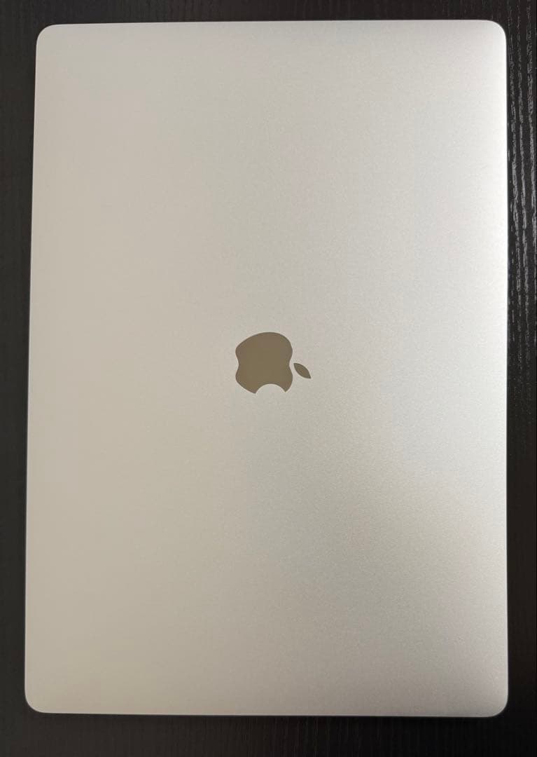 MacBookPro i9 32GB 1TB 充放電147回 バッテリー93%