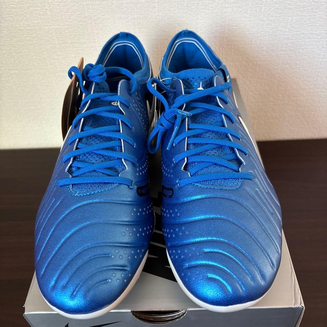 28　ナイキ　サッカー　スパイク　ティエンポ レジェンド 10　DV4328