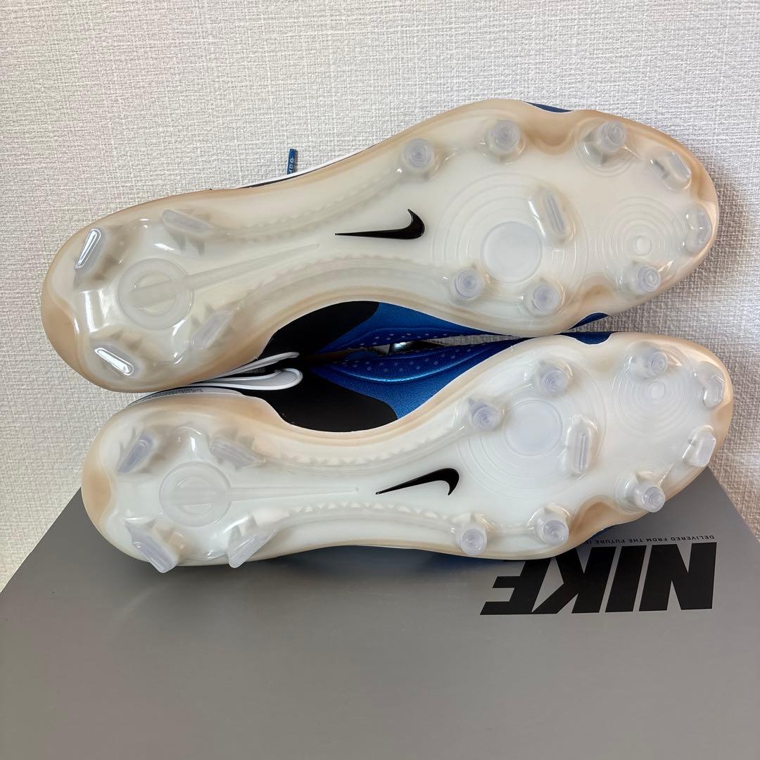 28　ナイキ　サッカー　スパイク　ティエンポ レジェンド 10　DV4328