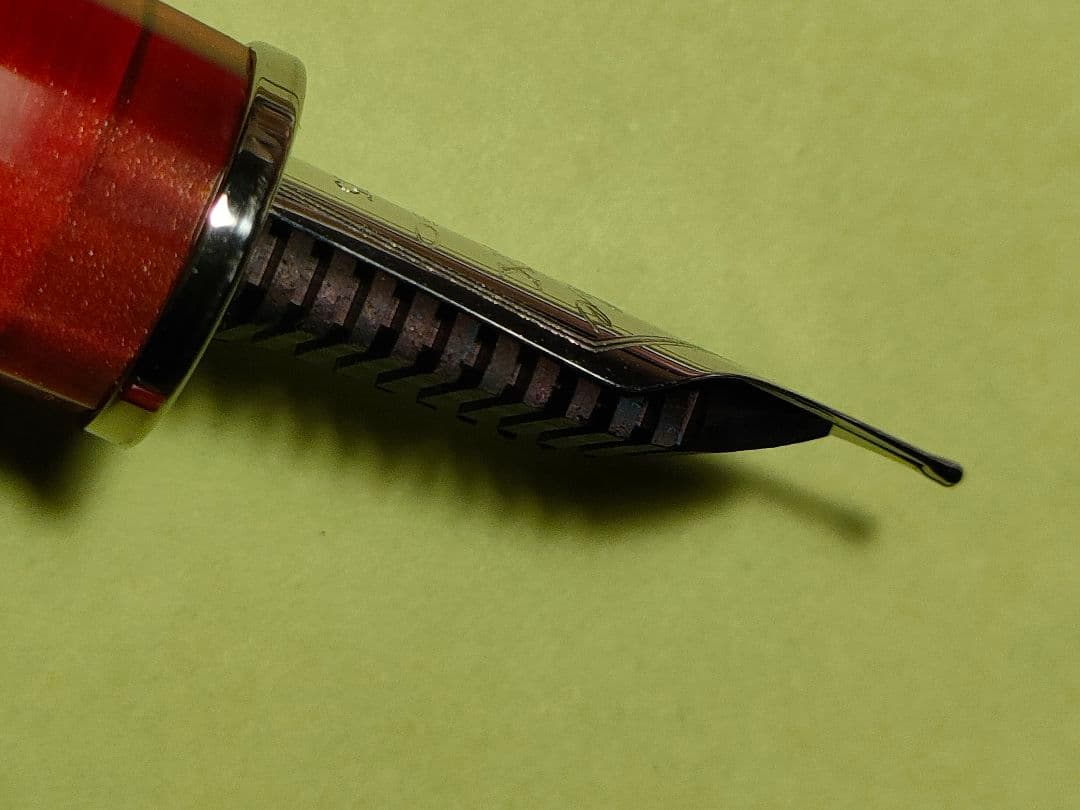 スクリーボ 限定生産品 フィール アランチオ 万年筆　SCRIBO Feel