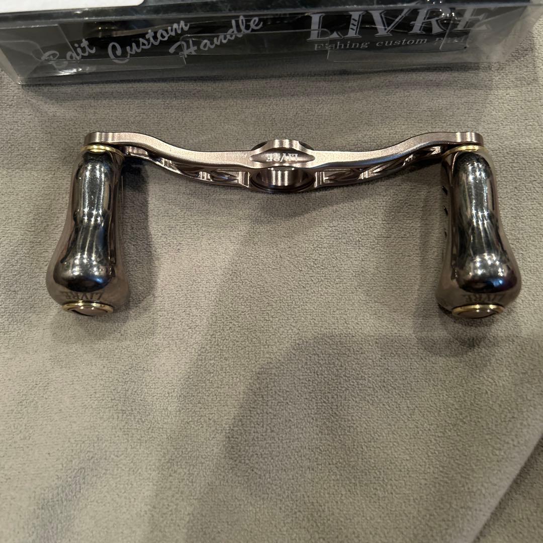 LIVRE Feather 95 ベイトリールパーツ　ハンドル、ハンドルノブ