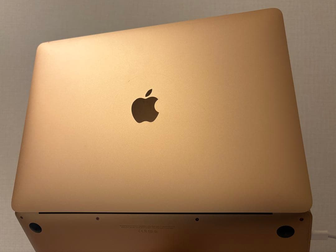 MacBookAir A2179 8G/512G 画面割れ