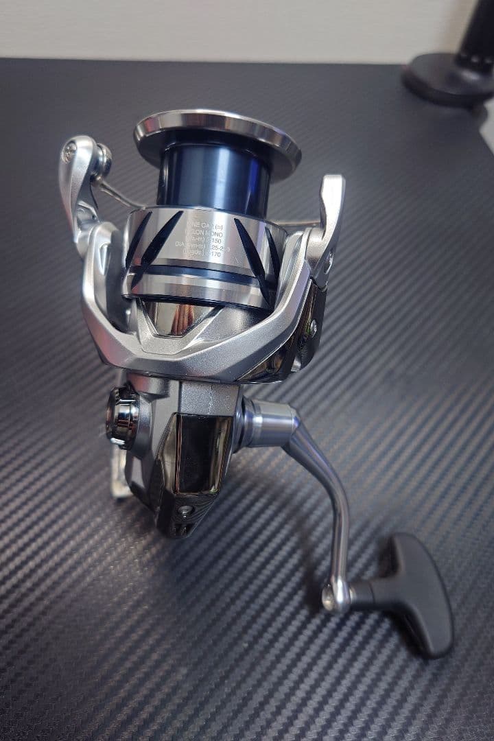 シマノ 23 ストラディック C3000XG　美品