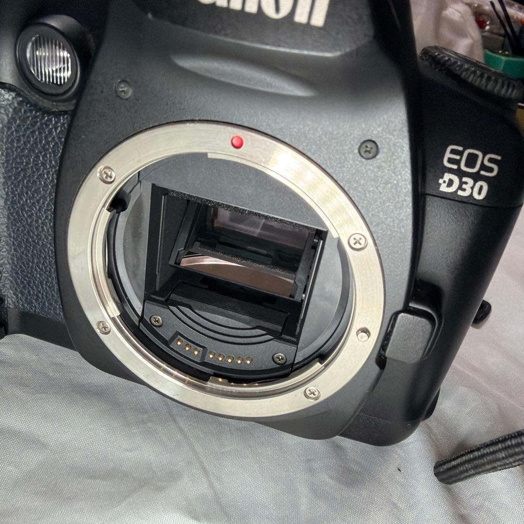Canon EOS D30 デジタル一眼レフカメラ　稀少
