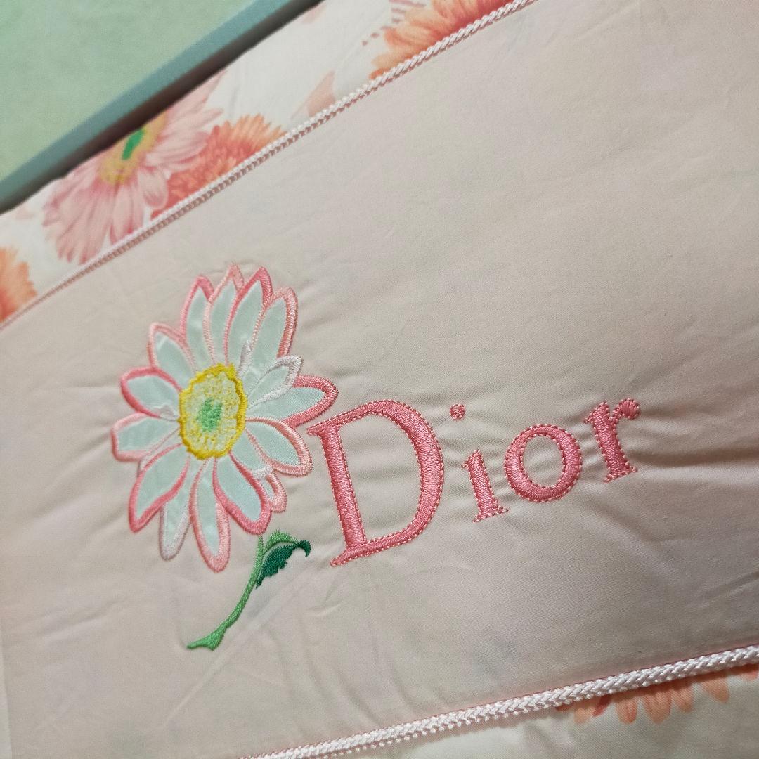 未使用品　クリスチャンディオール　羽毛肌掛け布団　0.4kg　ダウンケット