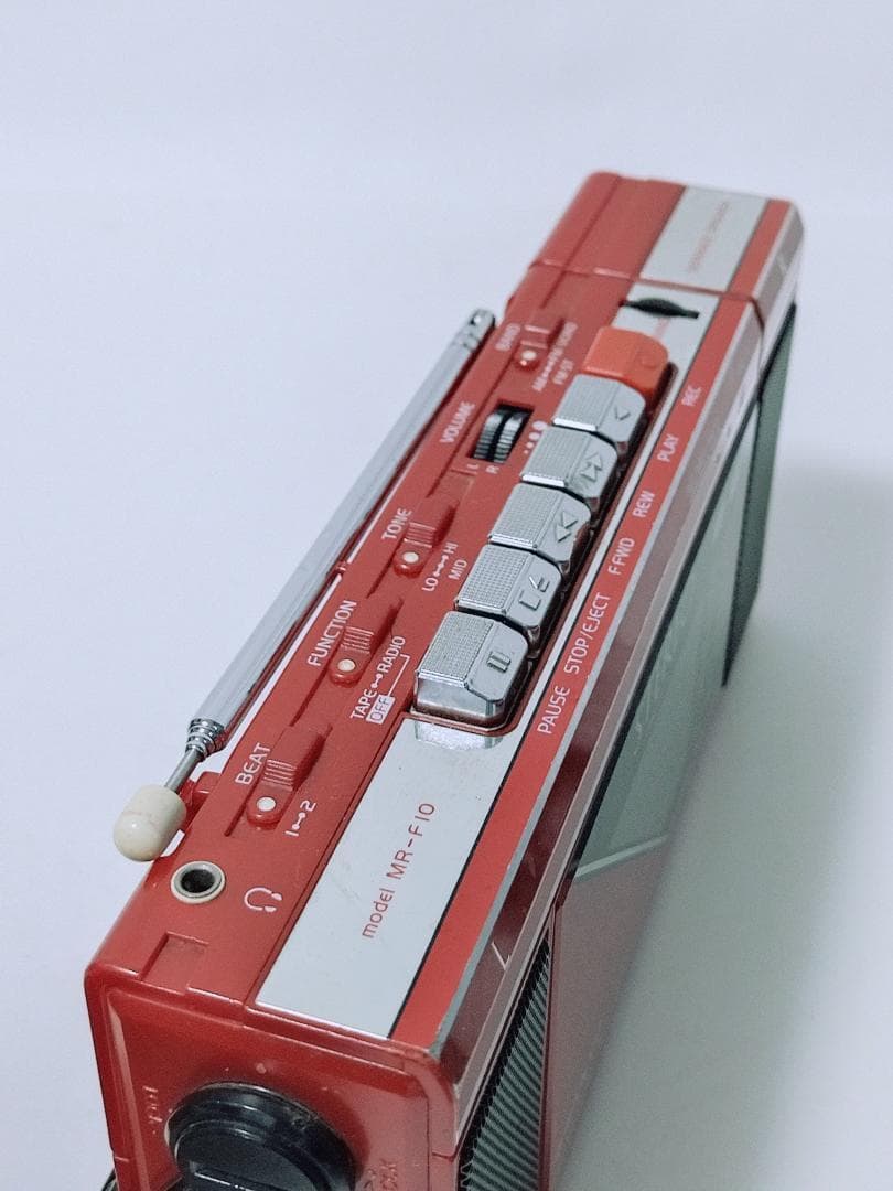 希少カラー SANYO ラジカセ MR-F10 ラジオ　カセットレコーダー