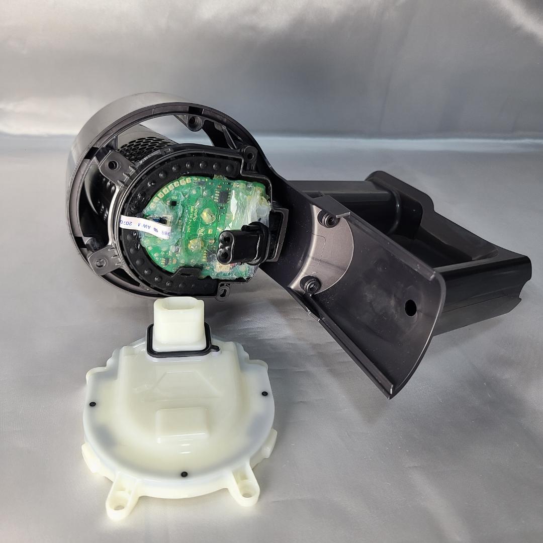 ダイソン V11(SV15)分解洗浄メンテナンス済