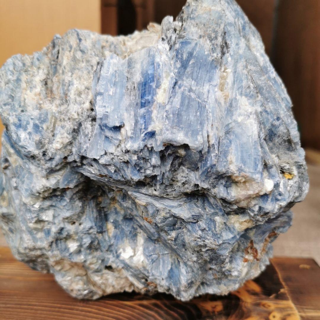 カイヤナイト　原石　3.7キロ　鑑賞石　石　置物　オブジェ　インテリア