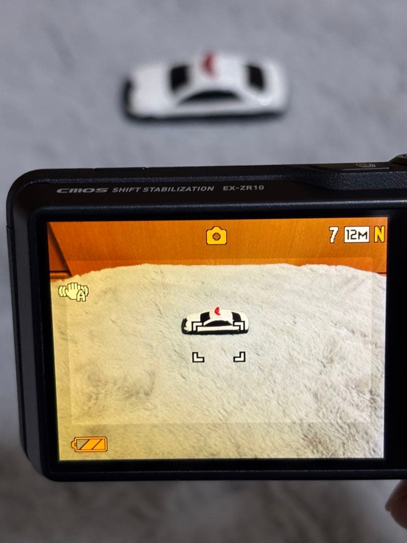 CASIO EXILIM EX-ZR10 ブラック デジカメ