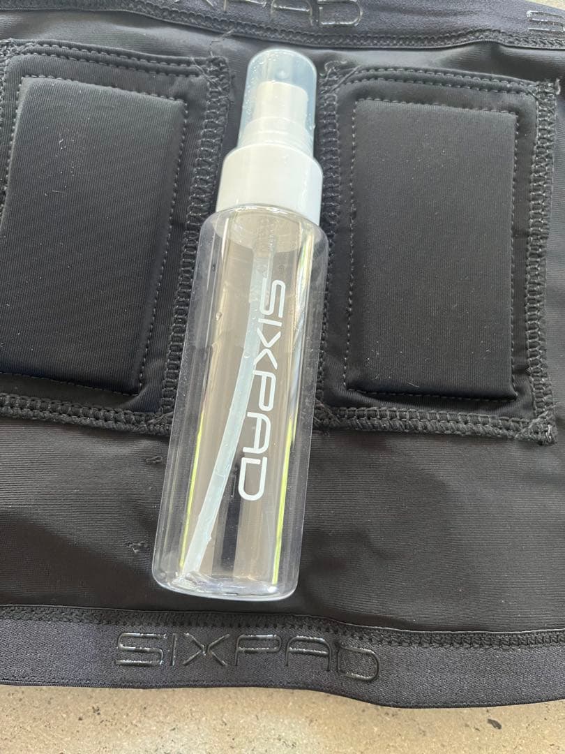 ミ*ル様 SIXPAD シックスパッド　パワースーツ コアベルト Mサイズ