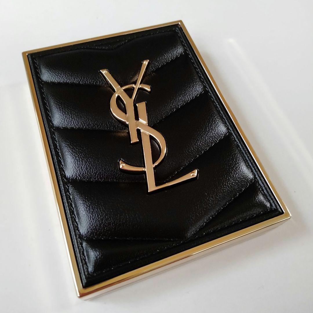 イヴサンローラン　クチュール　ミニ　クラッチ　730 サンライズサファリ