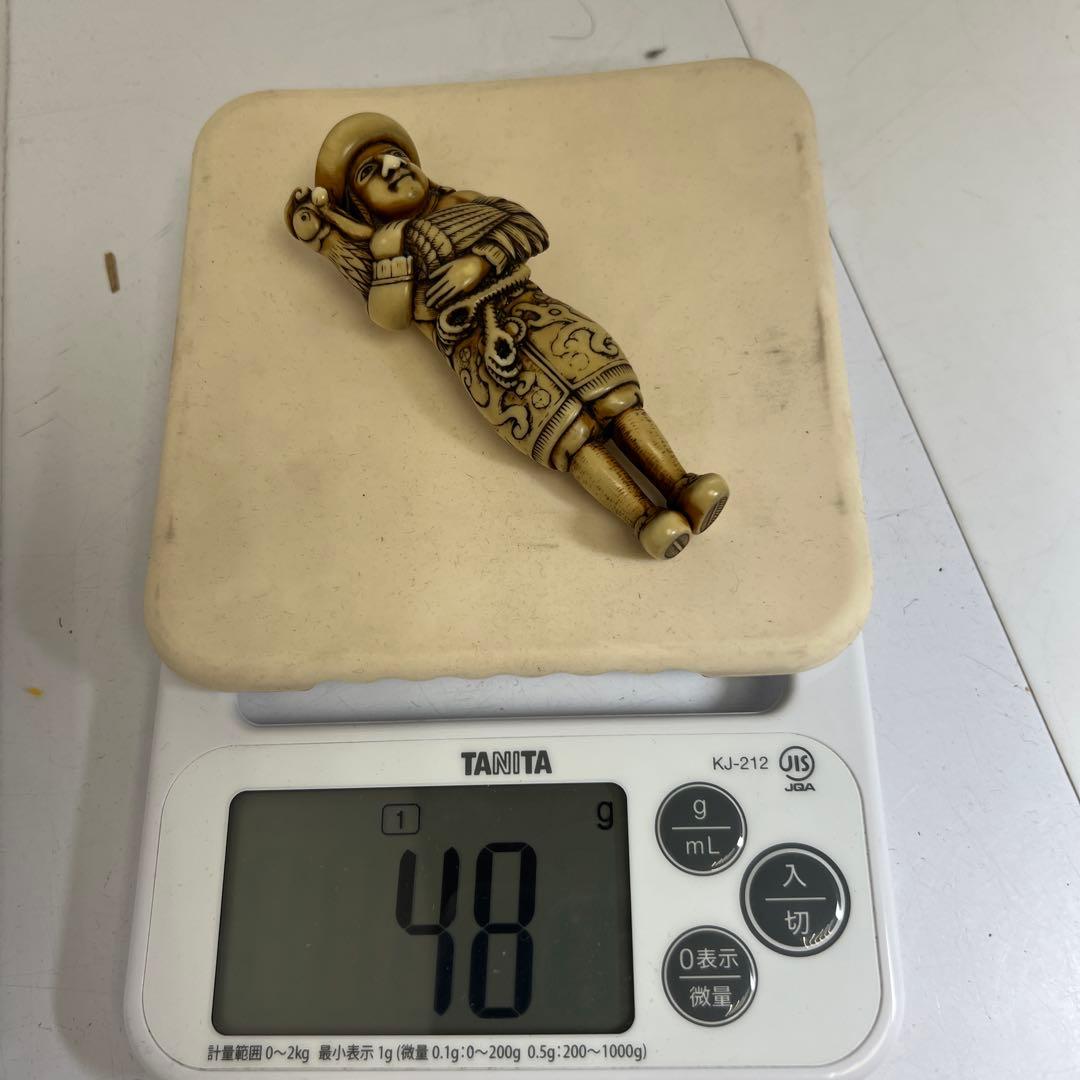 時代　極上　ラッタン人大振根付　48g高さ約10㎝　東Y8-0203☆2F