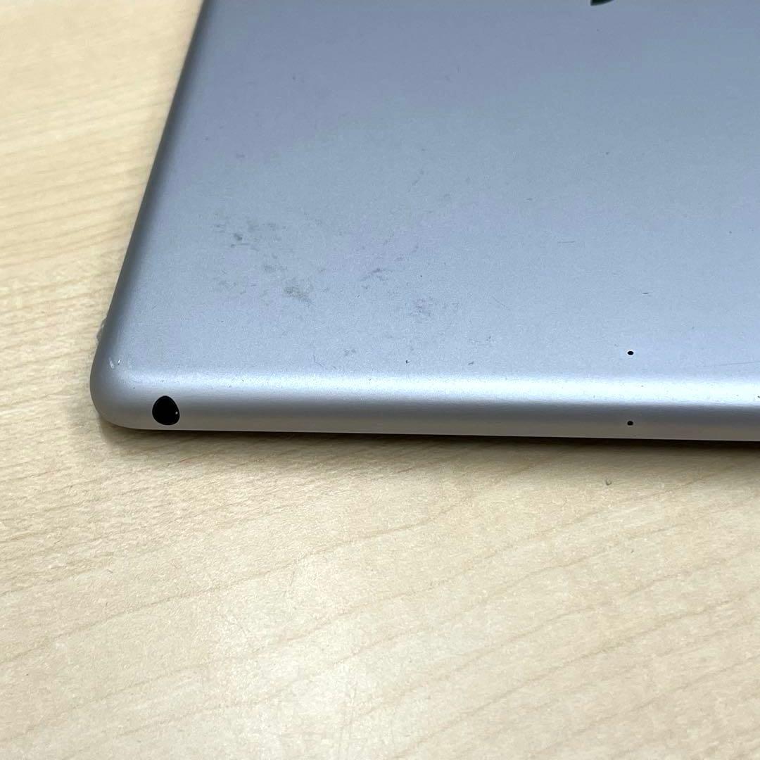 【T】Apple iPad 第6世代 128GB MR7J2J/A タブレット