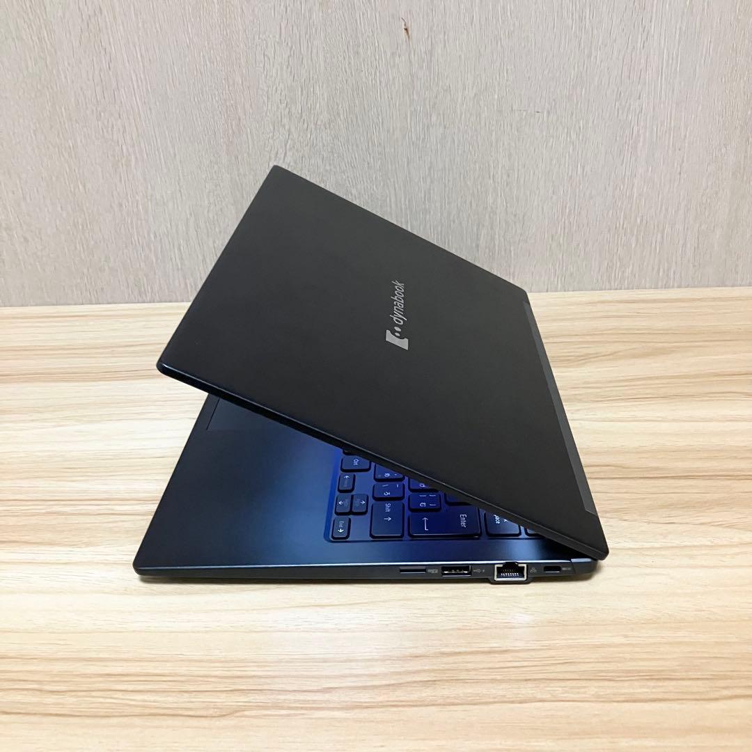第11世代！極美品！dynabook G83 Windows11 メモリ16GB