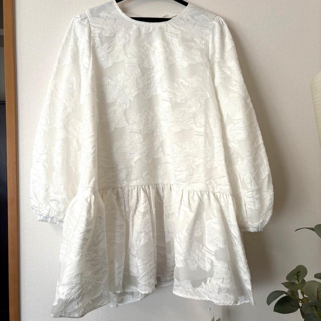 【新品】フィットモア　ジャガードパフスリーブチュニック