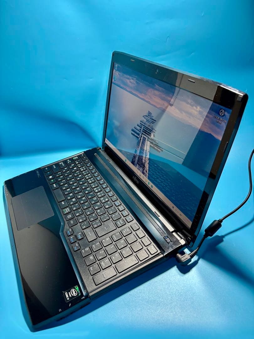 富士通 LIFEBOOK AH53/S i7 4712MQ SSHD 1TB