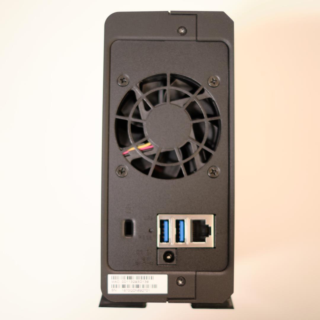 サーバー Synology DS118 DiskStation