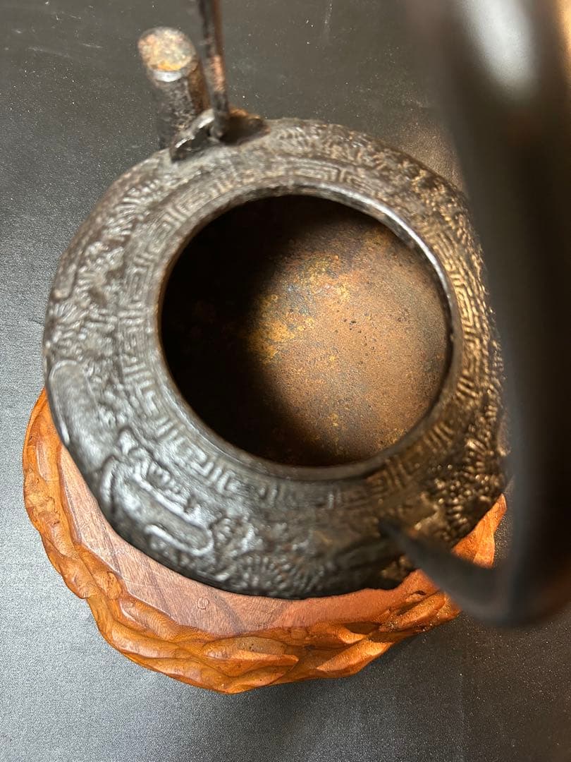 龍文堂造　道安型　金閣寺　唐草模様　鉄瓶 古美術 金属工芸 時代物 煎茶道具