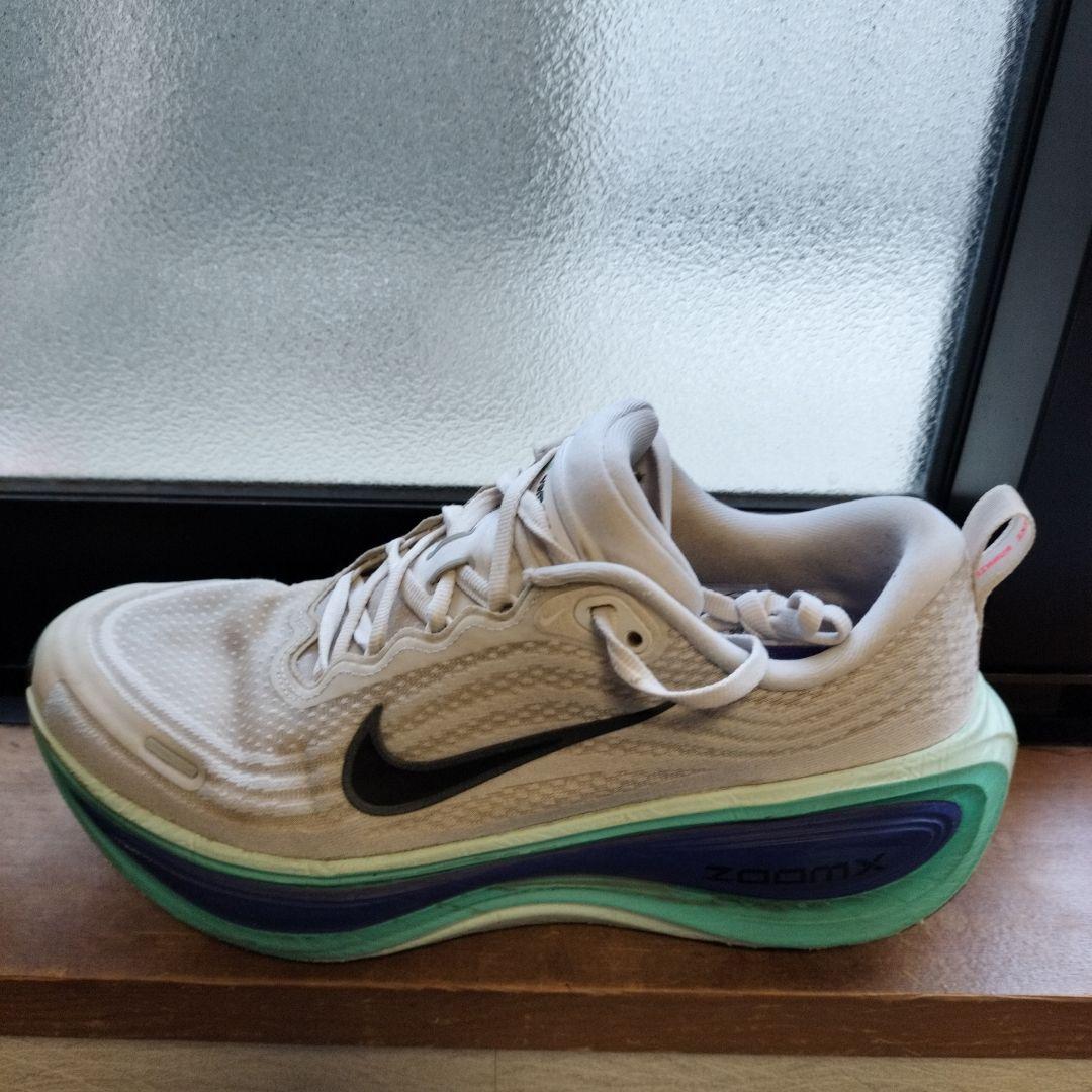 Nike ボメロプラス　26.5cm