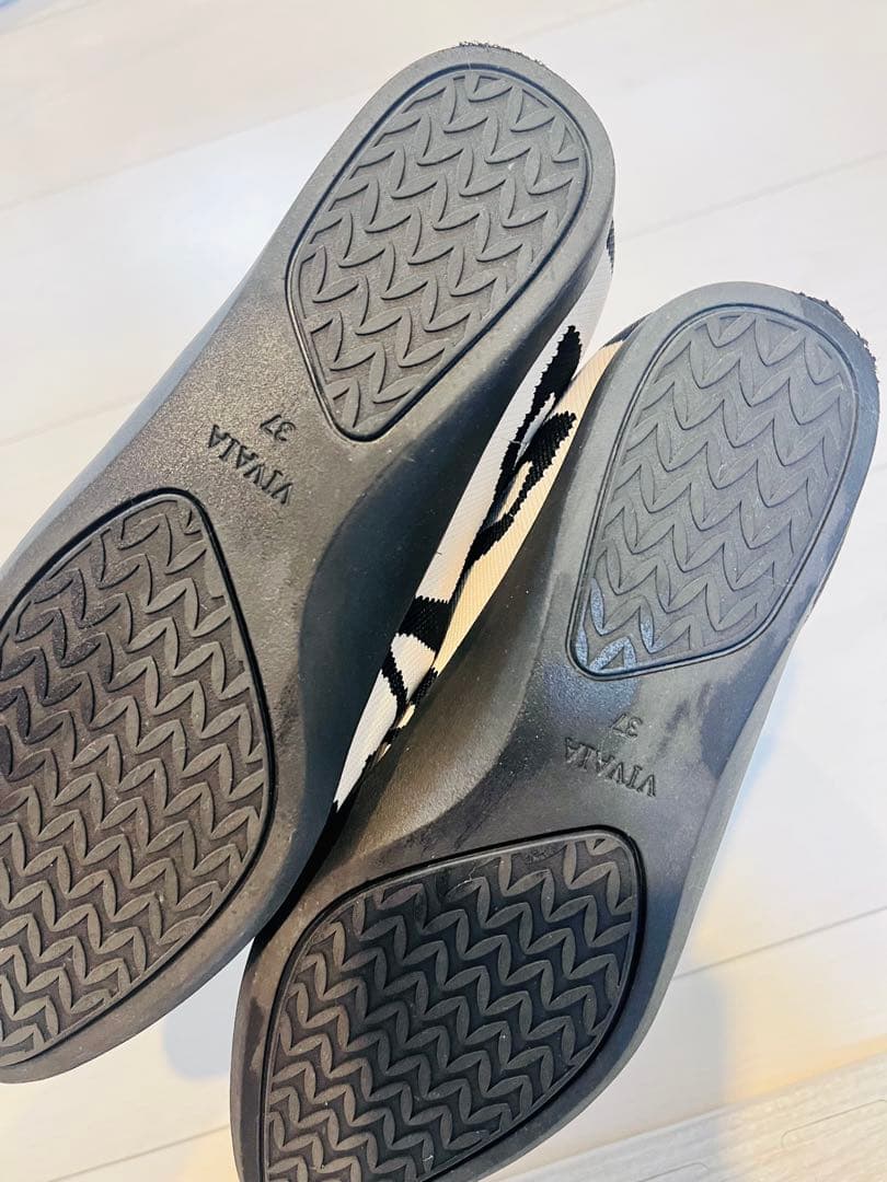 VIVAIAゼブラ柄 フラットシューズ　37サイズ