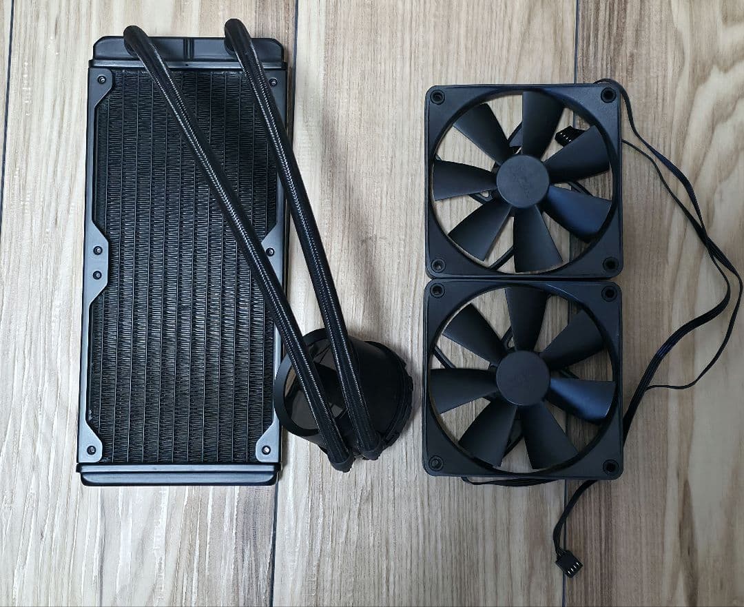 NZXT KRAKEN 240 水冷クーラー