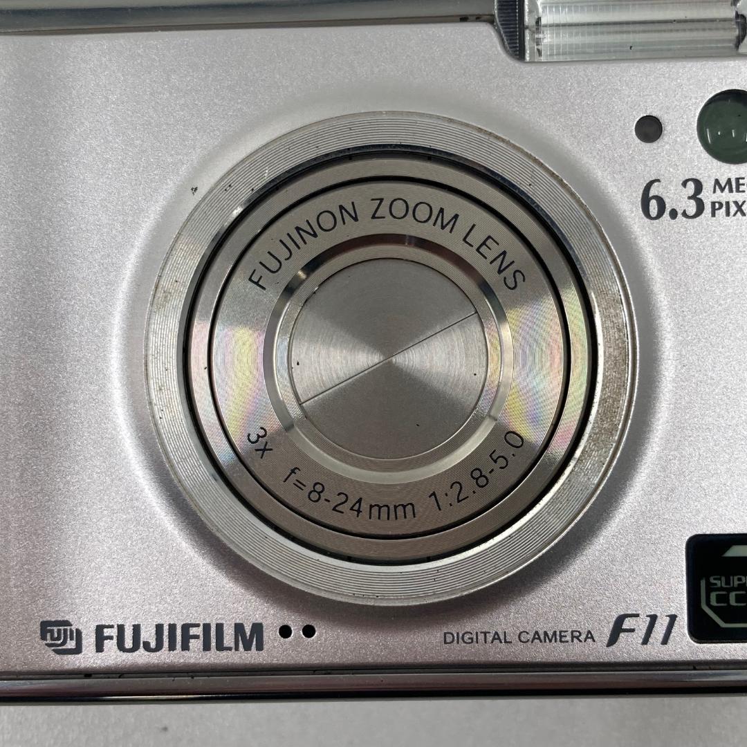 FUJIFILM　コンパクトデジタルカメラ　Finepix F11　ジャンク