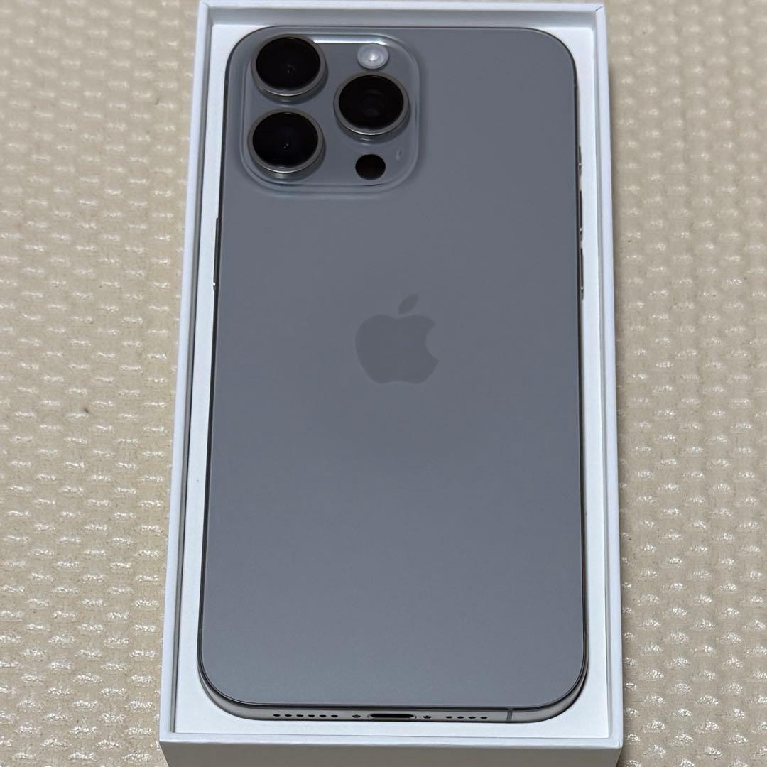 バッテリー100% iPhone15ProMax 256GB SIMフリー 本体