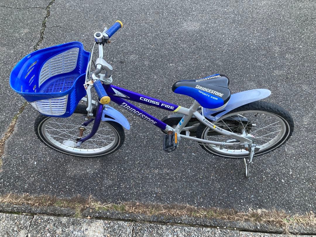 BRIDGESTONE CROSS FIRE クロスファイヤーキッズ　18インチ