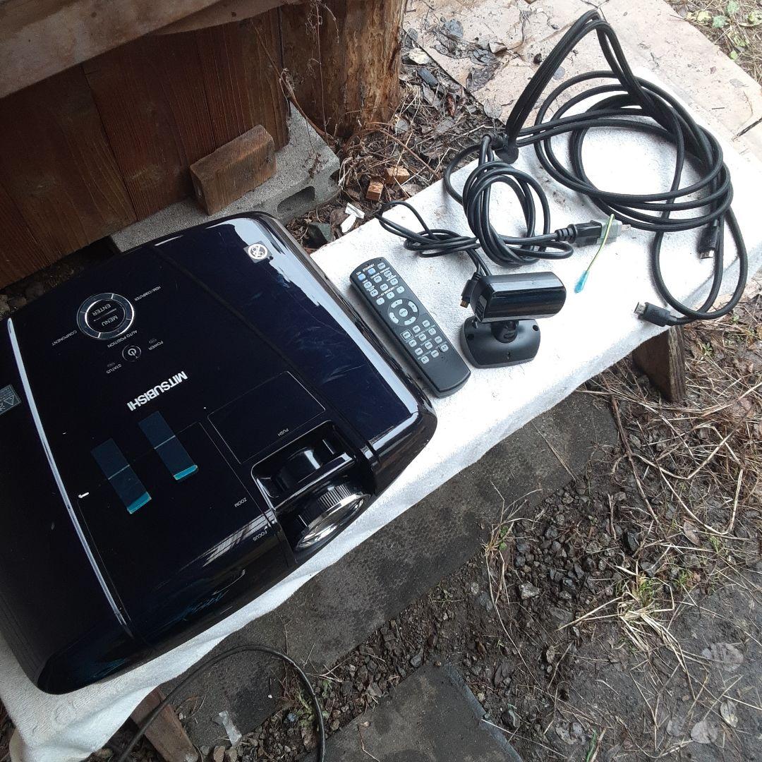 Mitsubishi プロジェクター本体HC7800D　ランプ1226H