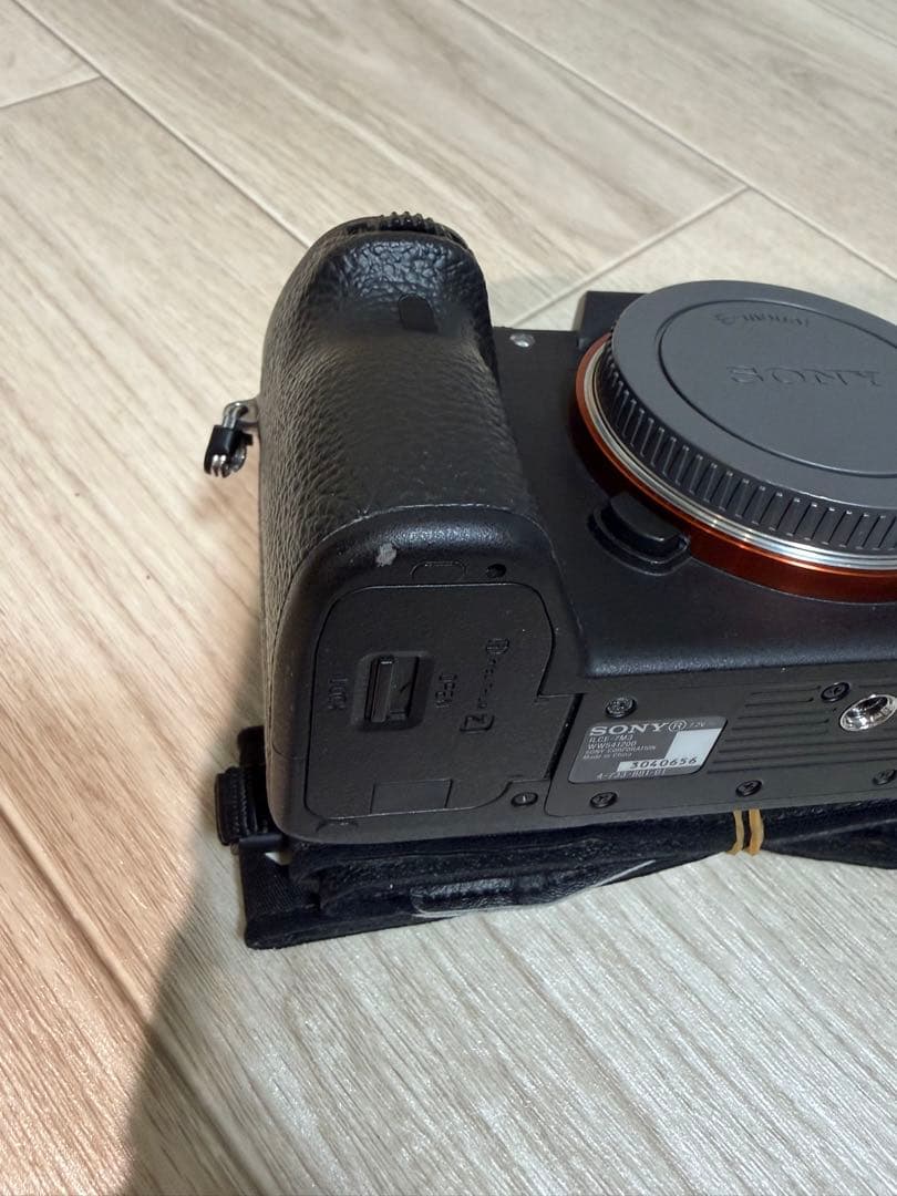 SONY α7Ⅲ ボディ＋縦グリップセット【美品・保証書付き】