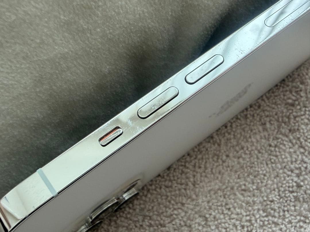 Apple iPhone 12 Pro Max シルバー 256GB