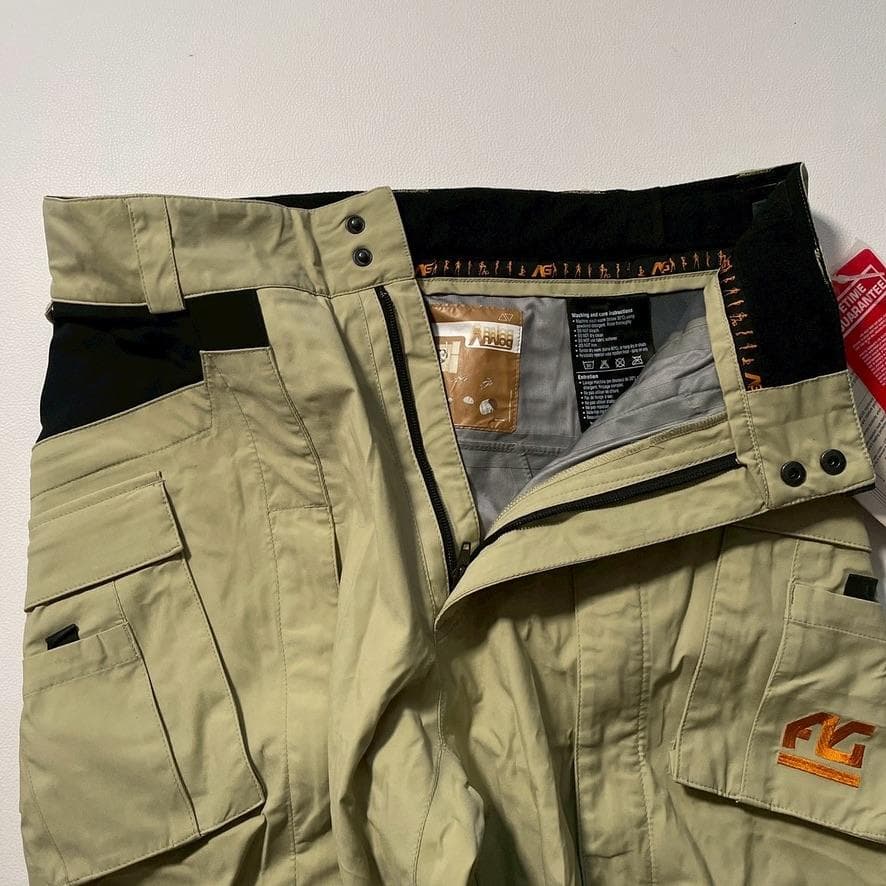 【新品タグ付き】バートン アナログ エントラント Dermizax ボードウェア