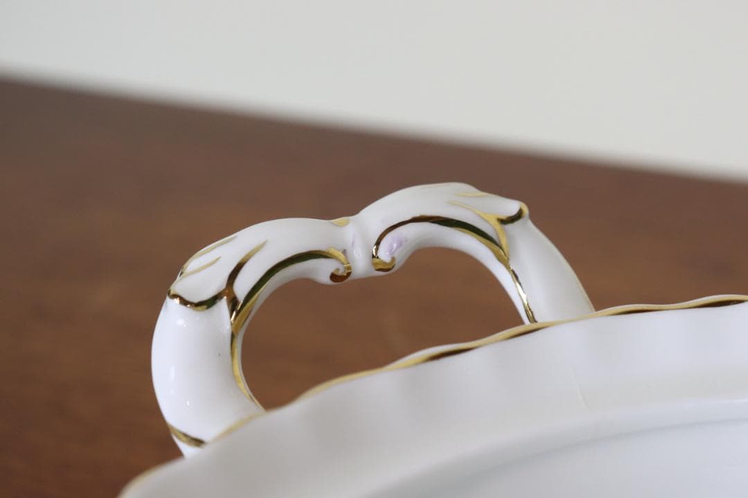 お値下げ　ロイヤルアルバート　スウィートバイオレット　チュリーン　蓋付ボウル