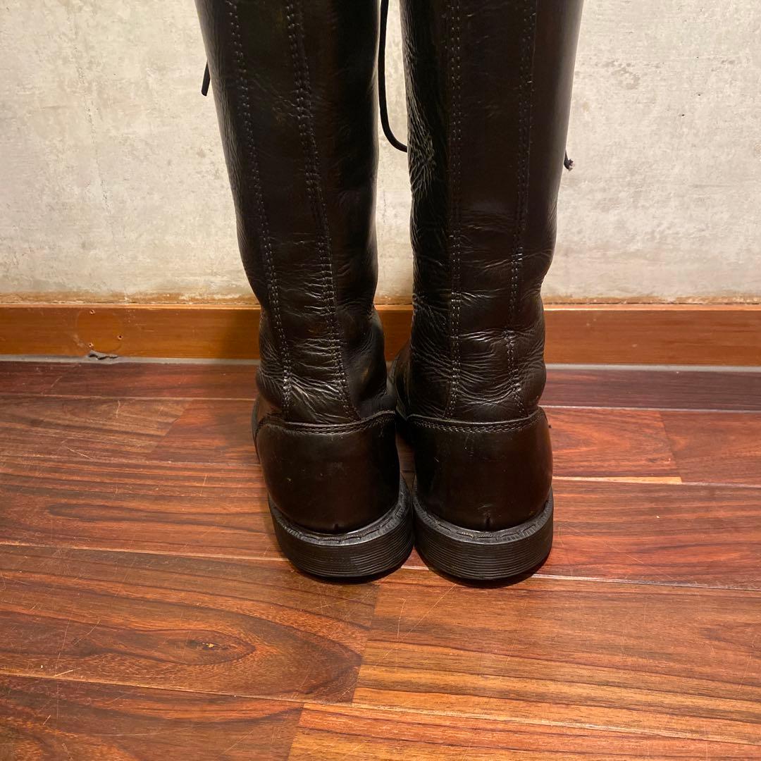 ドクターマーチン20ホール