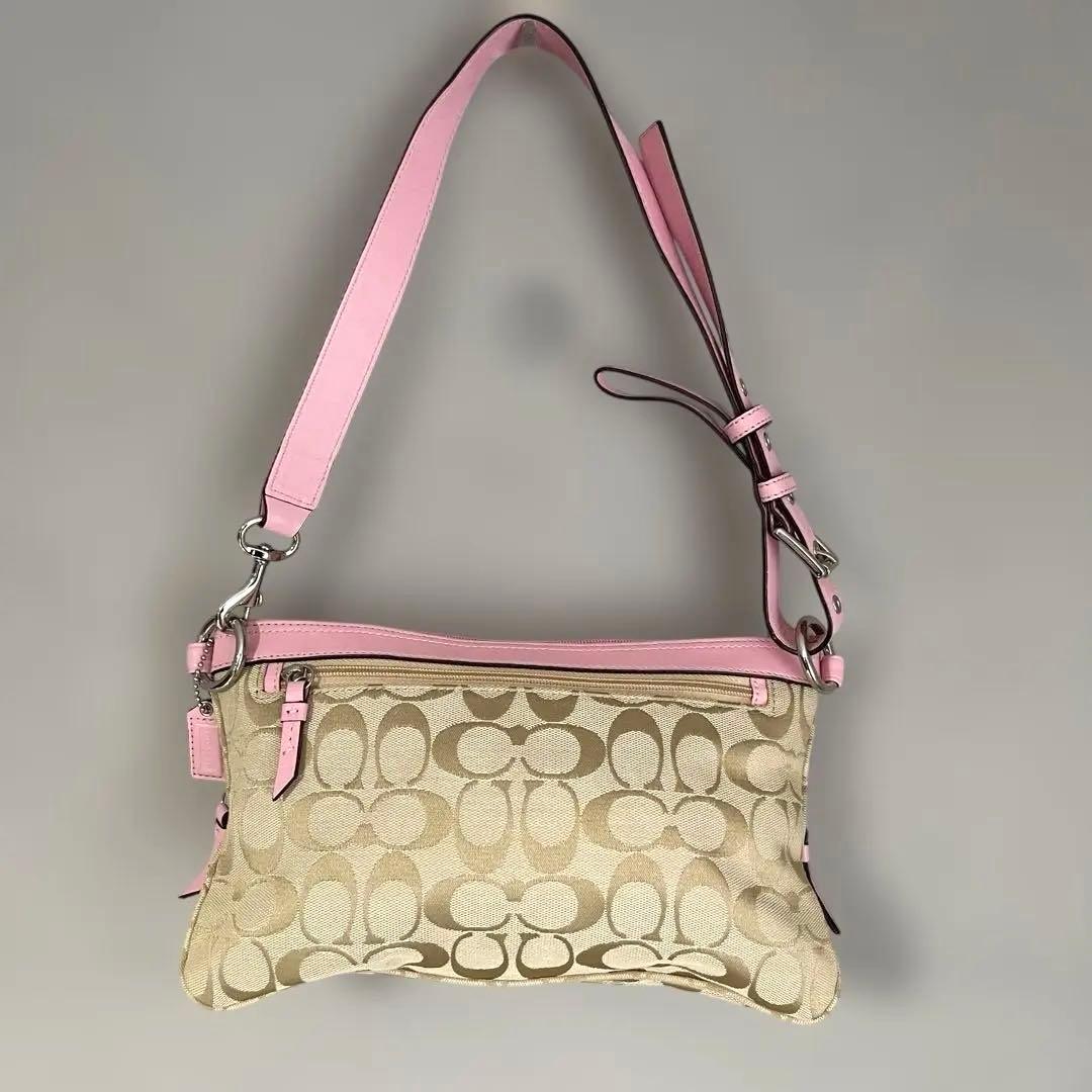 美品✨coach シグネチャー　ワンショルダー　ピンク　2ポケット