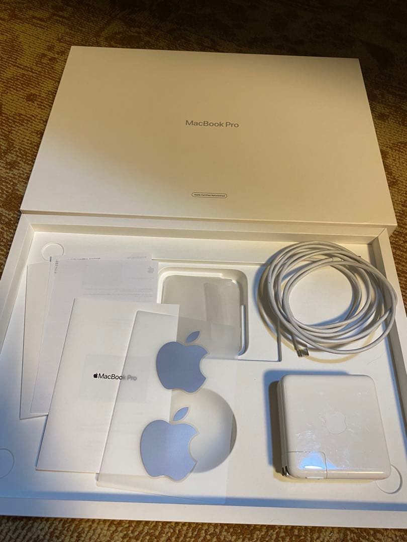 MACBOOK PRO  16インチ　late2019