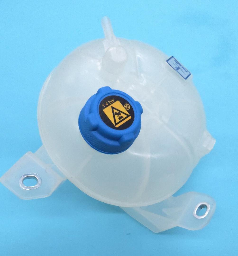 キャップ付 アルファロメオ ジュリエッタ 940 LLC エキスパンションタンク