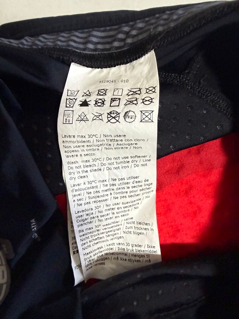 カステリ　ウィメンズサイクリングショーツ