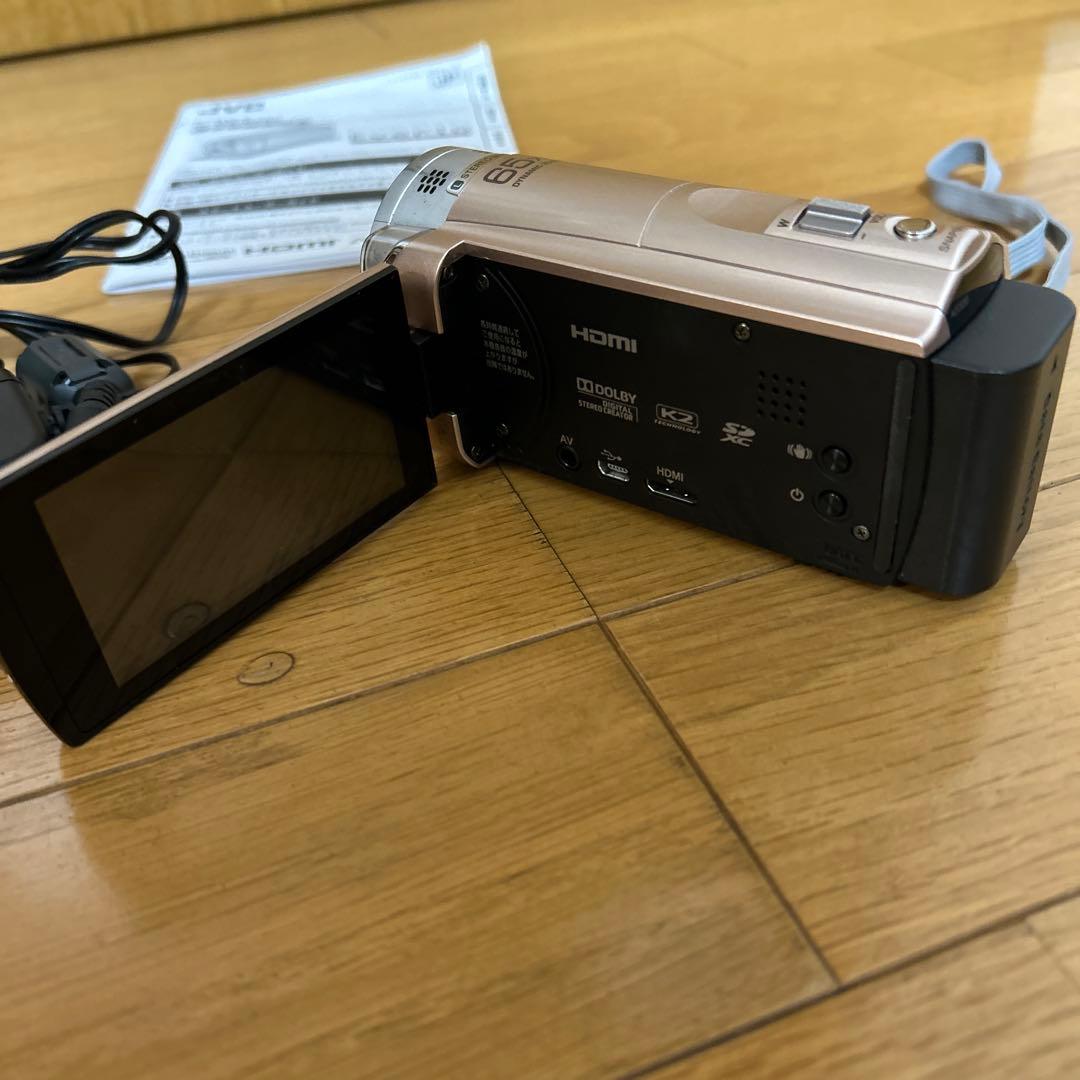 JVCビデオカメラ　エブリオGZ-E565