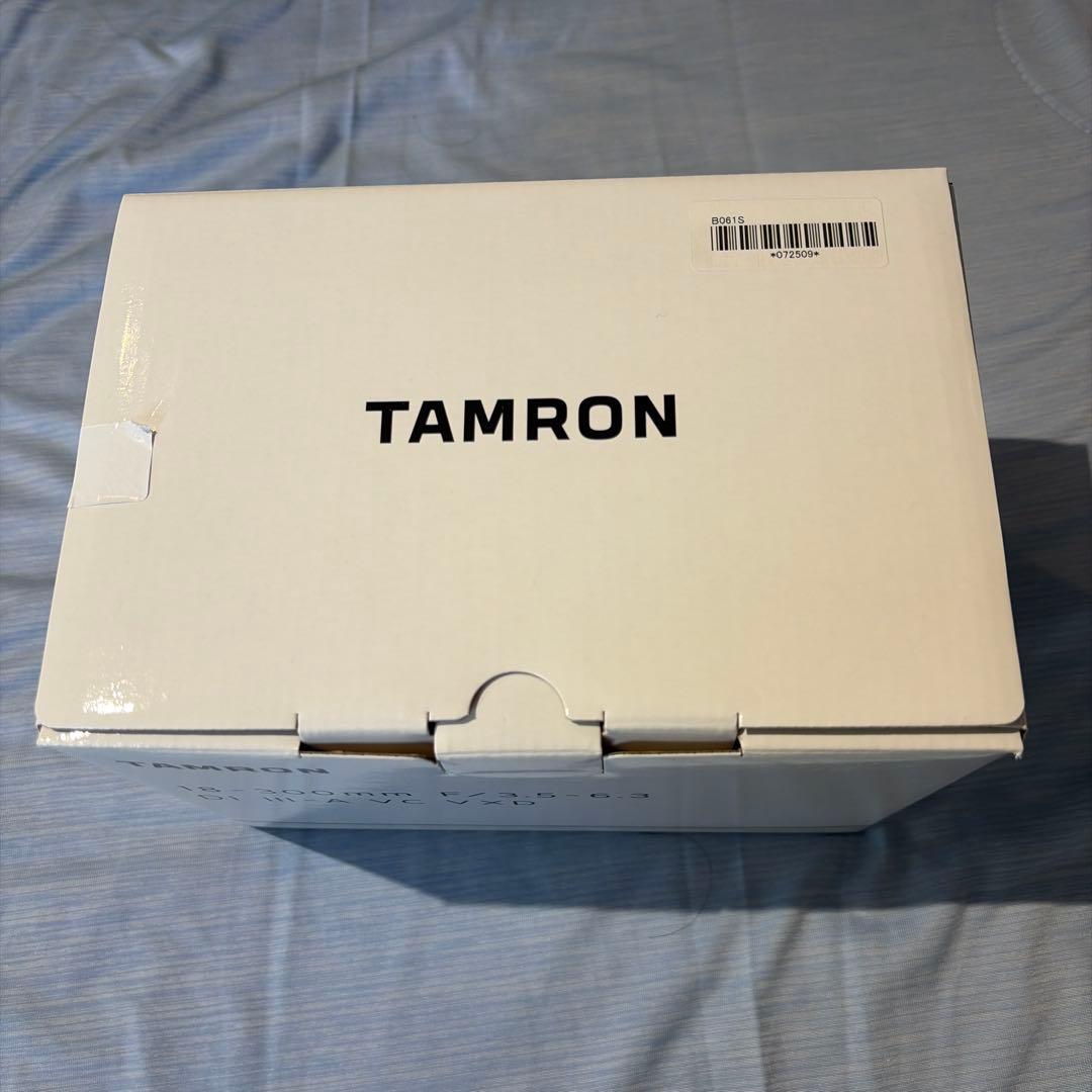 【美品】TAMRON18-300mm F3.5-6.3ソニーEマウントレンズ
