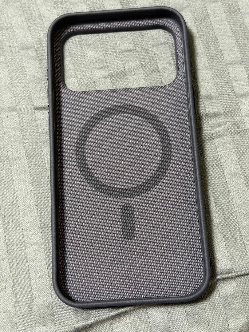 iPhone 17 Pro Max 純正テックウーブンケース【AK】