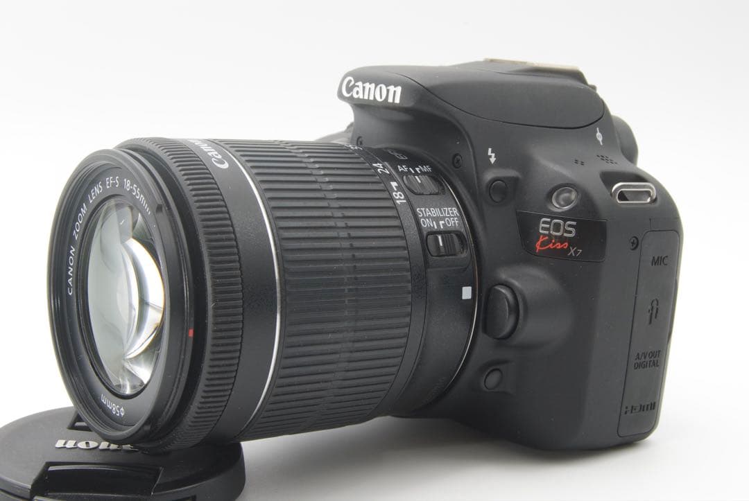 新品級美品✨Canon EOS Kiss X7 レンズキット　スマホ転送　軽量