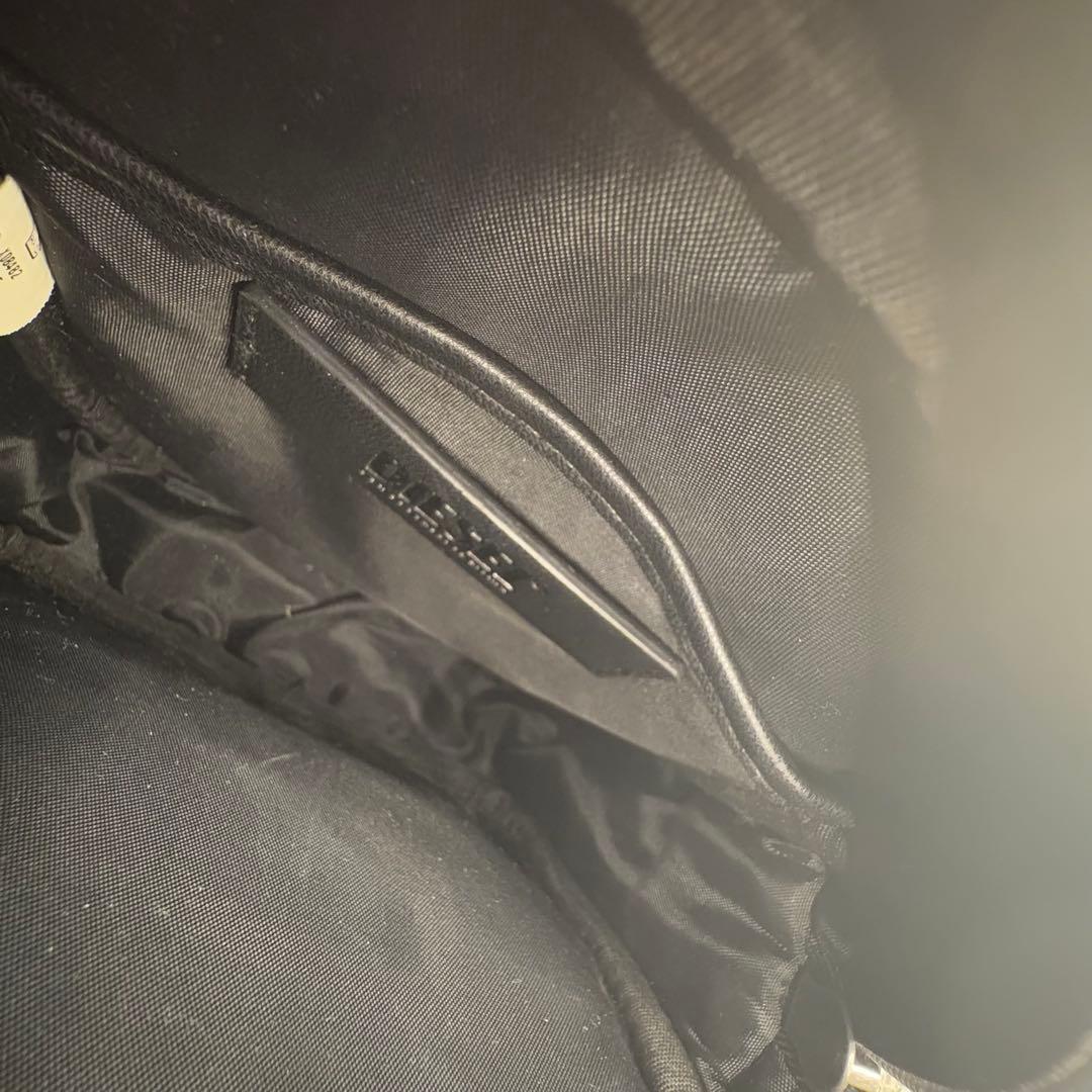 て*る様 DIESEL ディーゼル ショルダーバッグ Dロゴ ブラック フェイク