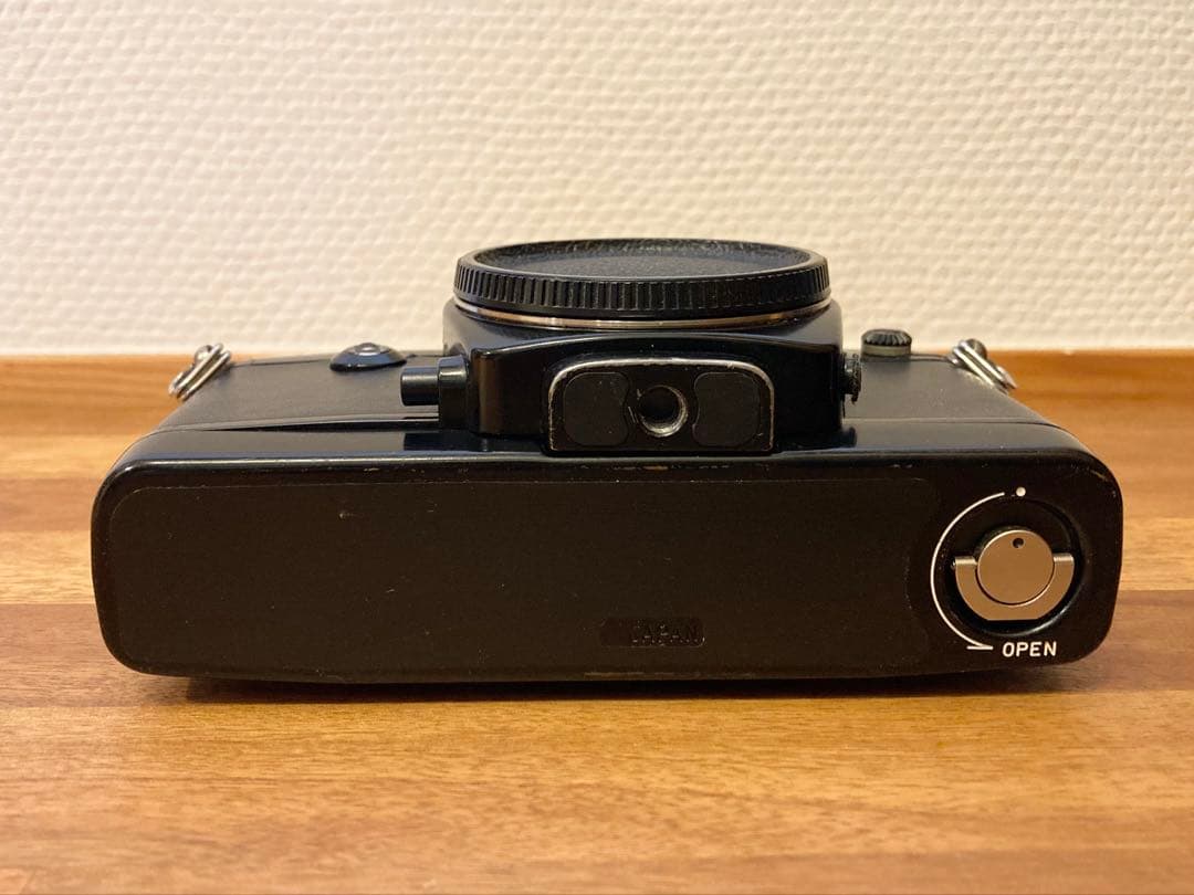 コンタックス CONTAX 137 MD QUARTZ 黒 ブラック ボディ