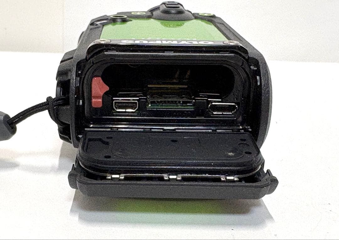 OLYMPUS STYLUS TG-Tracker コンパクトデジタルカメラ