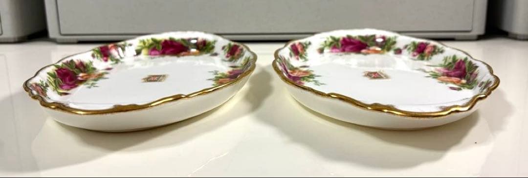 ビンテージ❤︎ロイヤルアルバート❤︎オールドカントリーローズ❤︎薔薇柄❤︎楕円形皿❤︎2枚