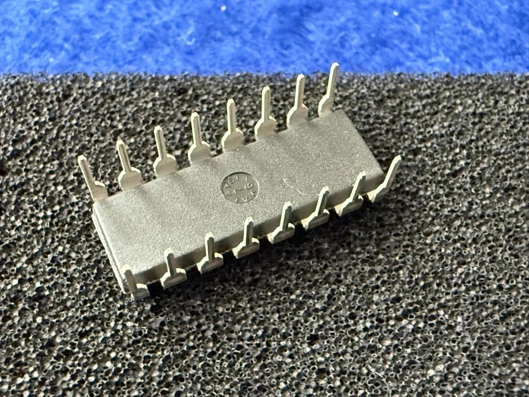 SSM2018P アナデバ　電圧制御アンプ SSM2018 １個セット