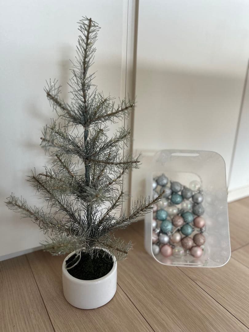 crate&barrel ライトも付きます　シルバー クリスマスツリー